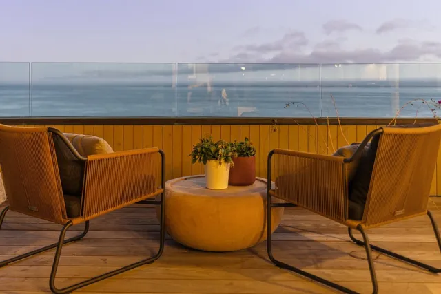 $5,800,000 | 1122 West Cliff Drive, Santa Cruz, CA 95060