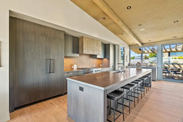 $5,800,000 | 1122 West Cliff Drive, Santa Cruz, CA 95060