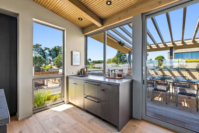 $5,800,000 | 1122 West Cliff Drive, Santa Cruz, CA 95060