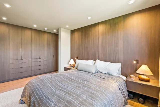 $5,800,000 | 1122 West Cliff Drive, Santa Cruz, CA 95060