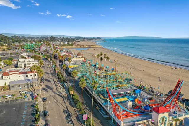 $5,800,000 | 1122 West Cliff Drive, Santa Cruz, CA 95060