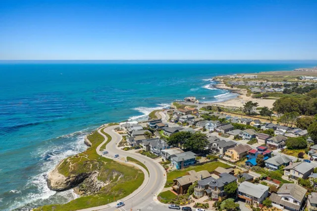 $5,800,000 | 1122 West Cliff Drive, Santa Cruz, CA 95060