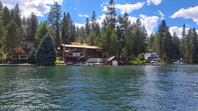 $1,595,000 | 10375 West Shale Court, Post Falls, ID 83854