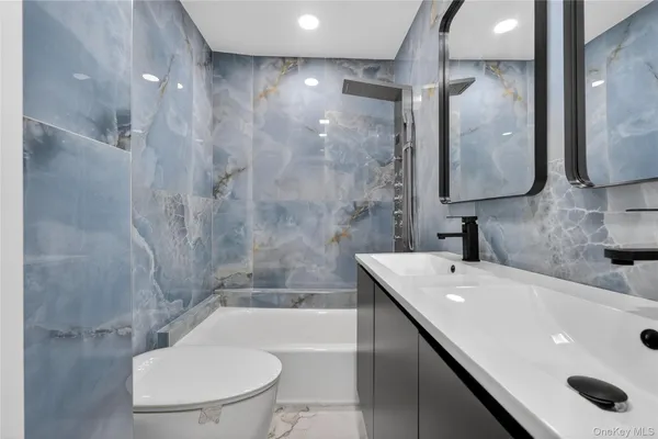 $779,999 | 172-09 140th Avenue | Rochdale