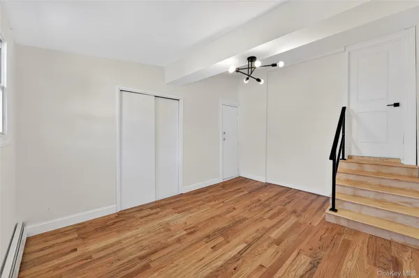 $779,999 | 172-09 140th Avenue | Rochdale