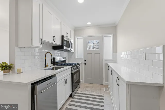 $194,900 | 1326 Tompkins Street, Baltimore, MD 21225