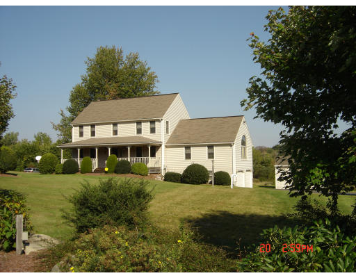 71 Heywood Road Sterling, MA 01564 - Photo 1 of 12 Gallery Image 1