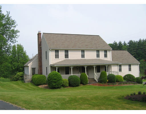 71 Heywood Road Sterling, MA 01564 - Photo 2 of 12 Gallery Image 2