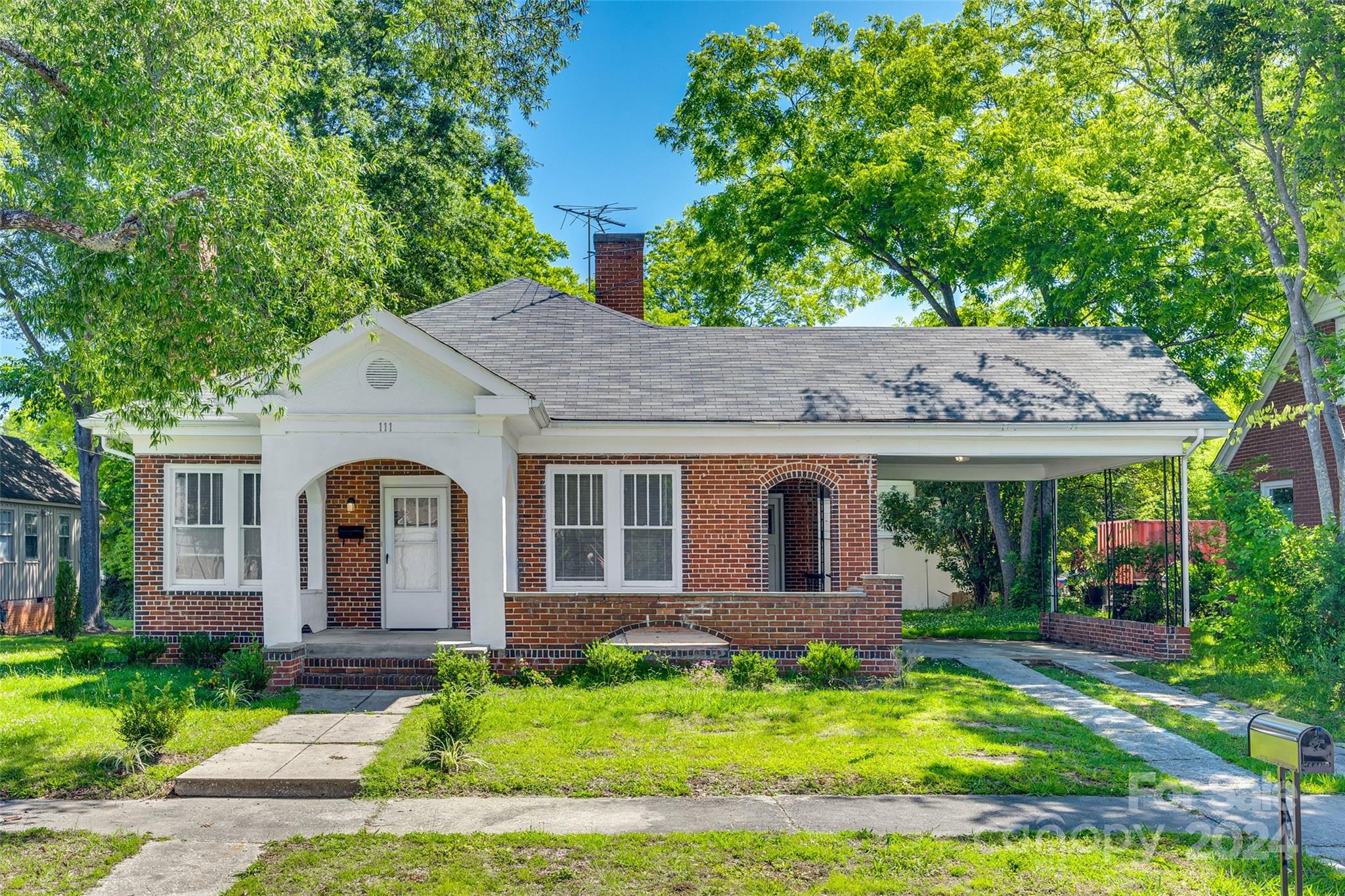 111 North York St
