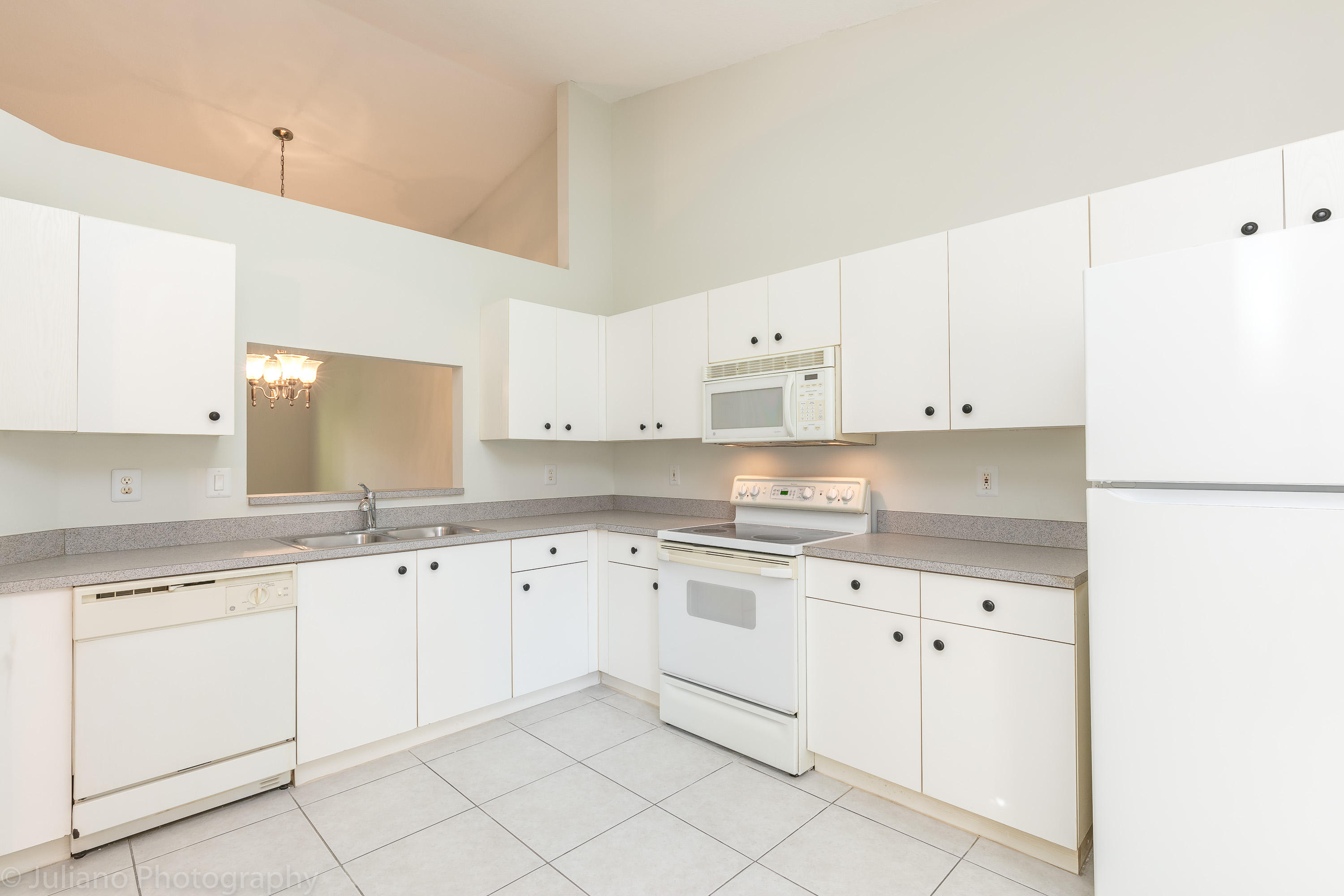 6085 Heliconia Road Delray Beach, FL 33484 - Photo 7 of 33 6085 HELICONIA