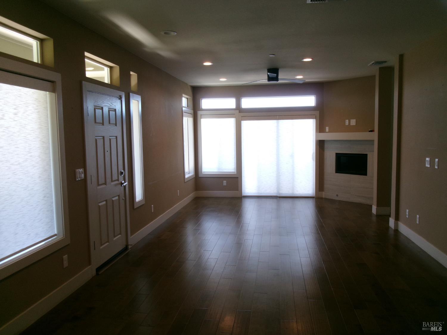 2073 Stonefield Lane Santa Rosa, CA 95403 - Photo 10 of 37