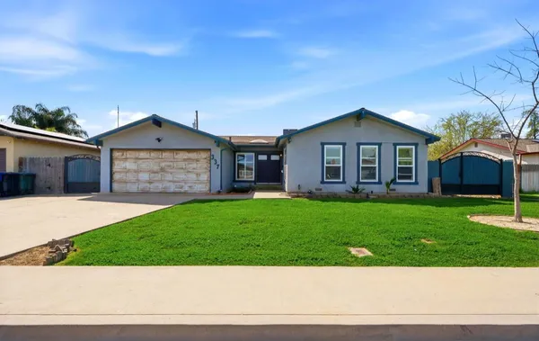$379,999 | 337 East Deodar Lane, Lemoore, CA 93245