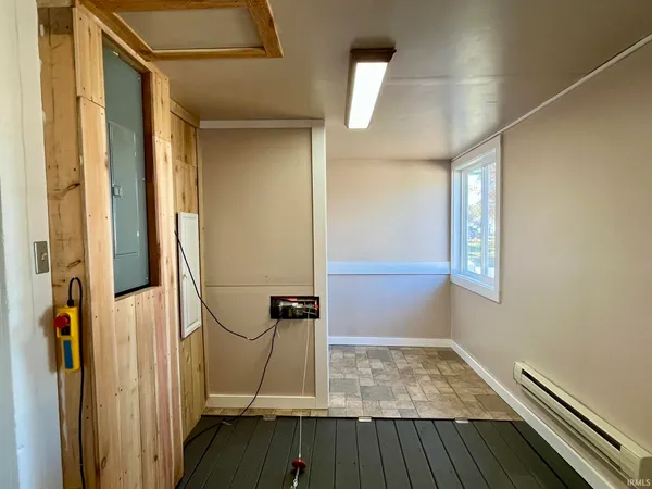 $233,900 | 484 West 5th Street, Peru, IN 46970