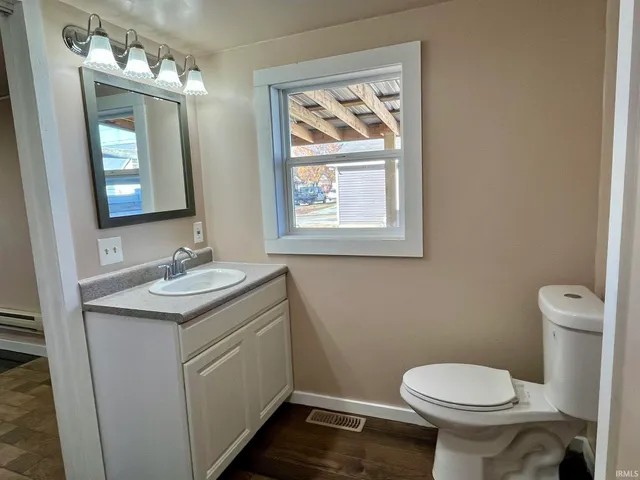 $244,900 | 484 West 5th Street, Peru, IN 46970