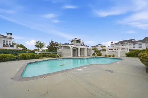 $1,199,000 | 575 Shoal Circle, Redwood Shores, CA 94065
