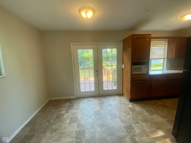 $186,000 | 667 East Edgewood Avenue, Indianapolis, IN 46227