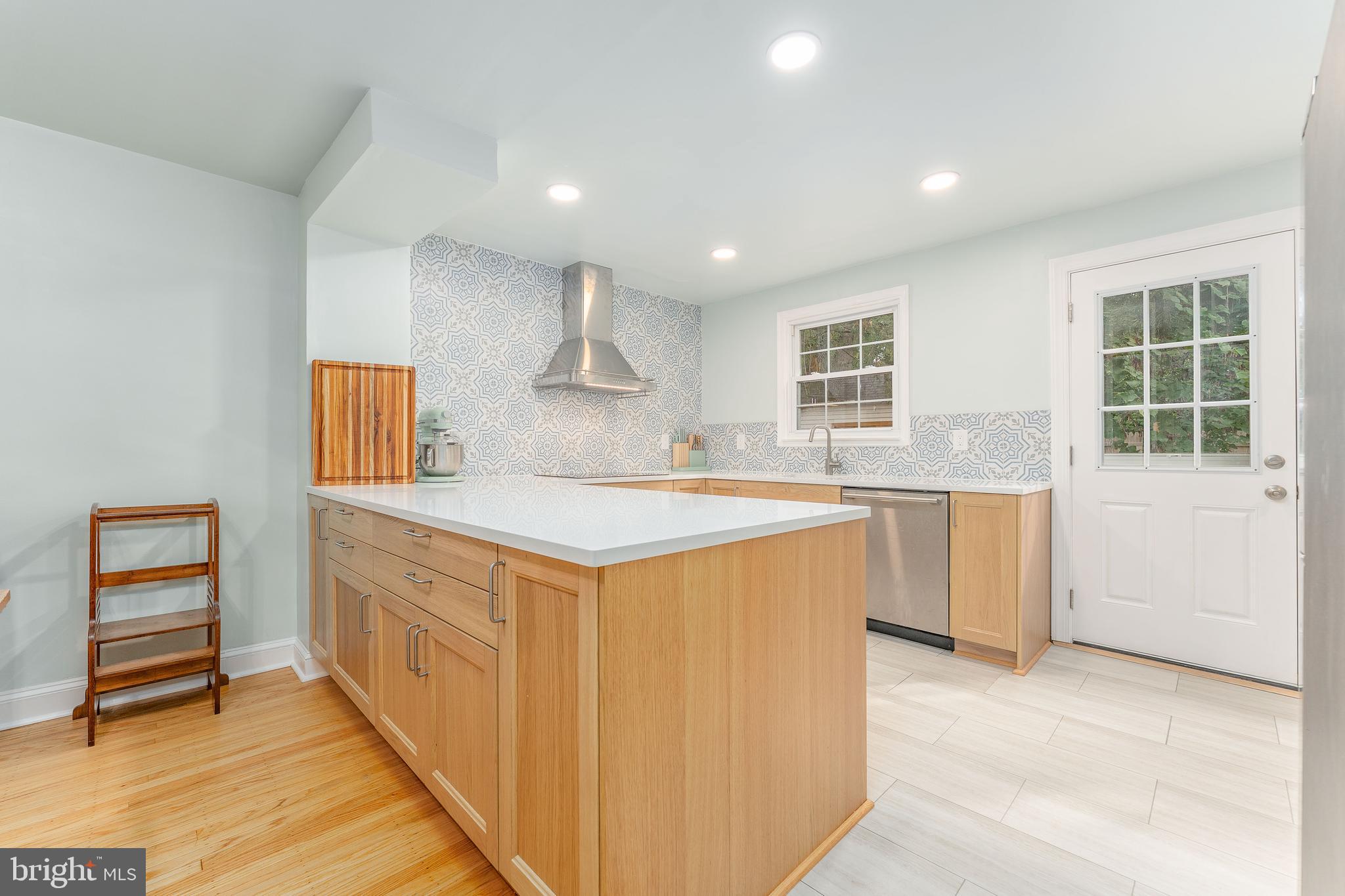 1702 Tyson Road Havertown, PA 19083 - Photo 14 of 41