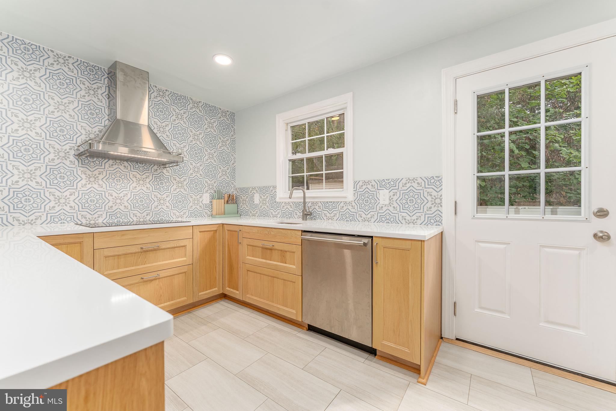 1702 Tyson Road Havertown, PA 19083 - Photo 15 of 41