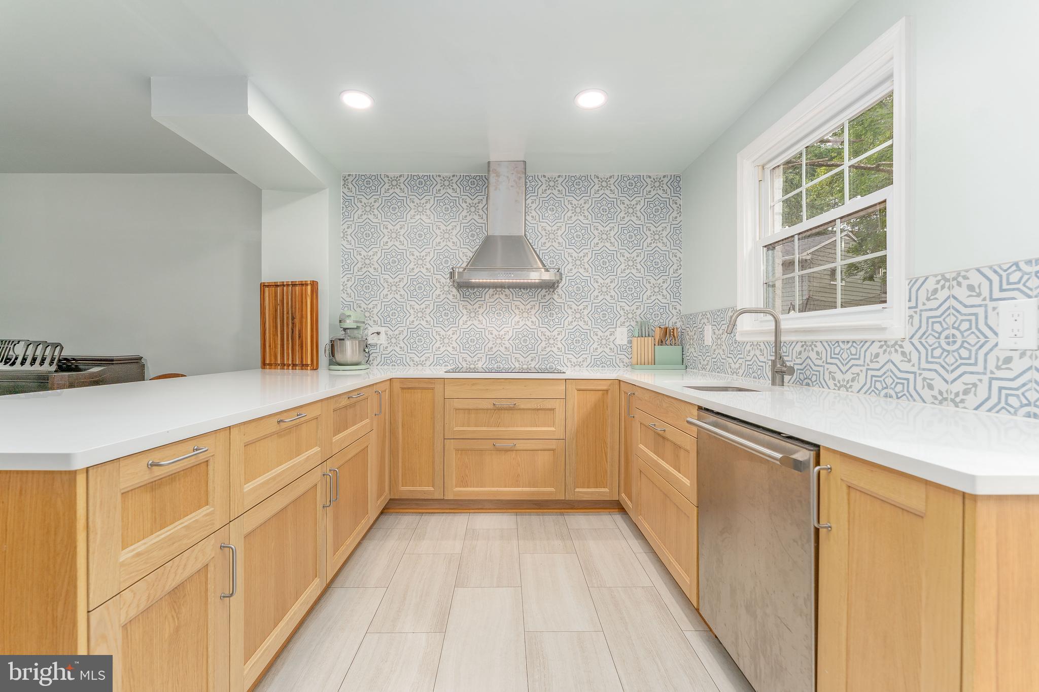 1702 Tyson Road Havertown, PA 19083 - Photo 16 of 41