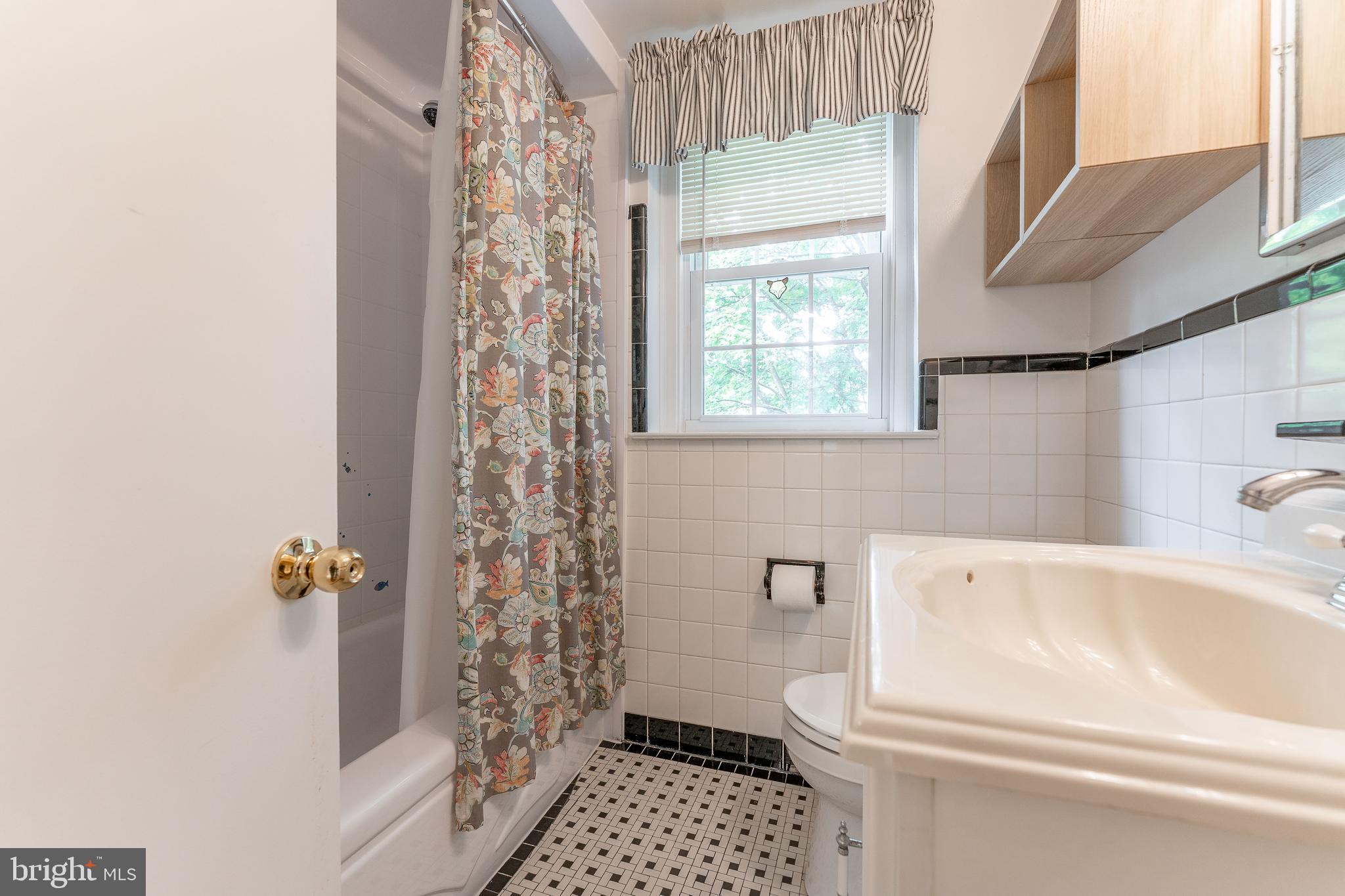 1702 Tyson Road Havertown, PA 19083 - Photo 35 of 41