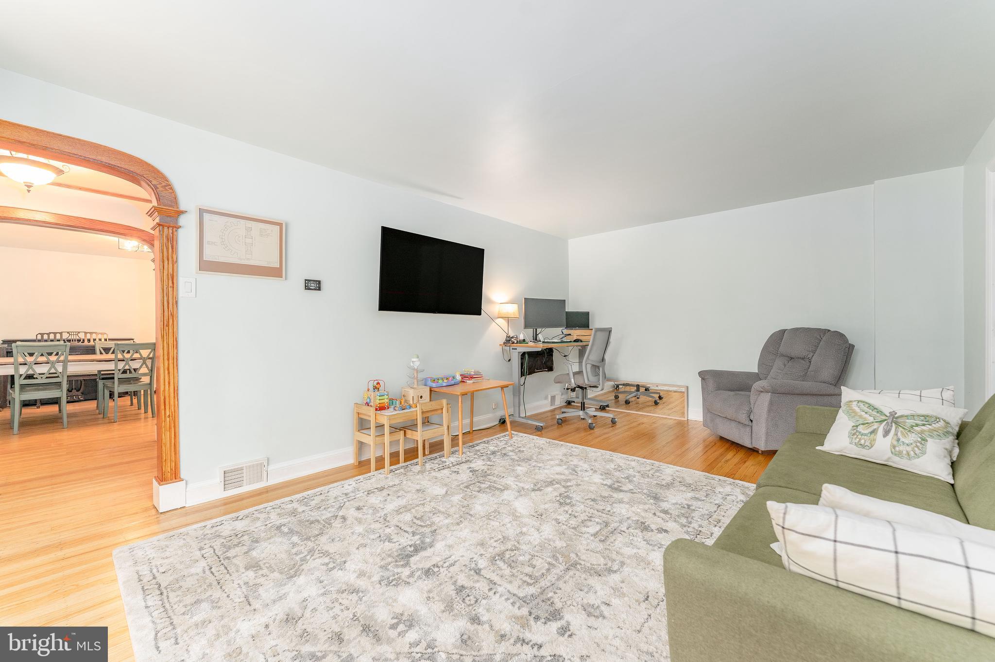 1702 Tyson Road Havertown, PA 19083 - Photo 7 of 41