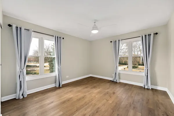 $3,800 | 887 Braintree Lane, Bartlett, IL 60103