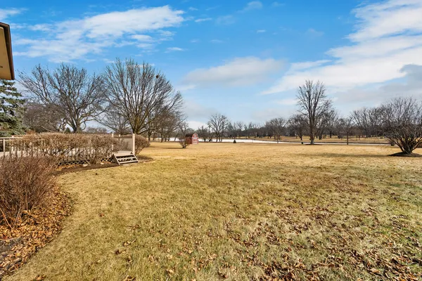 $3,800 | 887 Braintree Lane, Bartlett, IL 60103