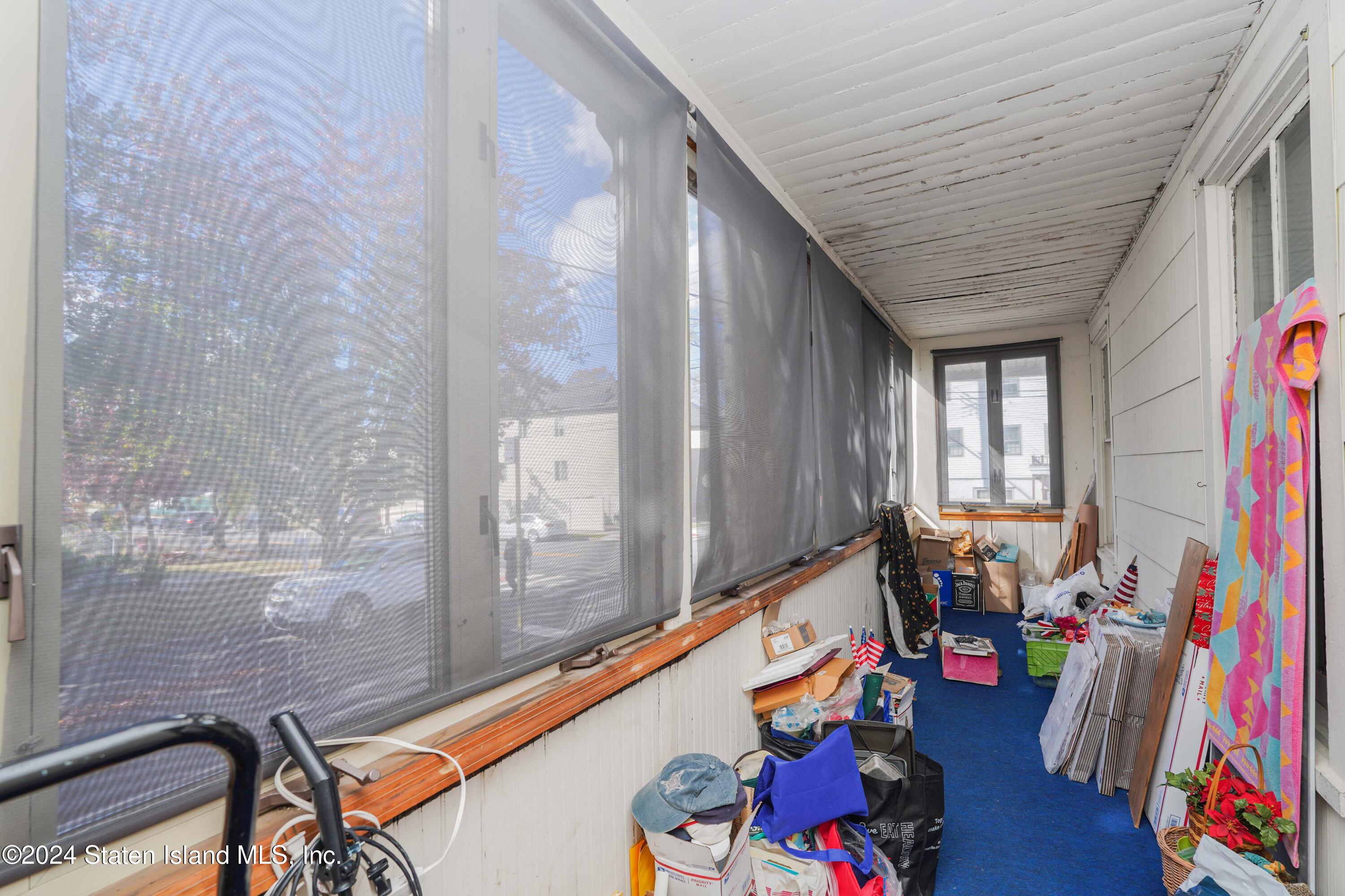 5396 Arthur Kill Road Staten Island, NY 10307 - Photo 16 of 43 Sunroom