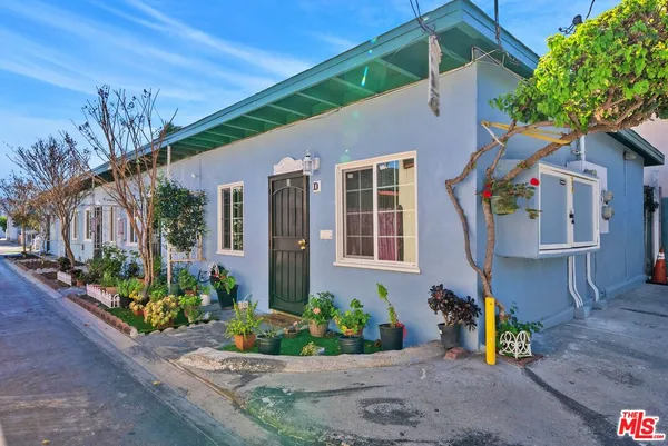 $910,000 | 6249 Newell Street, Huntington Park, CA 90255
