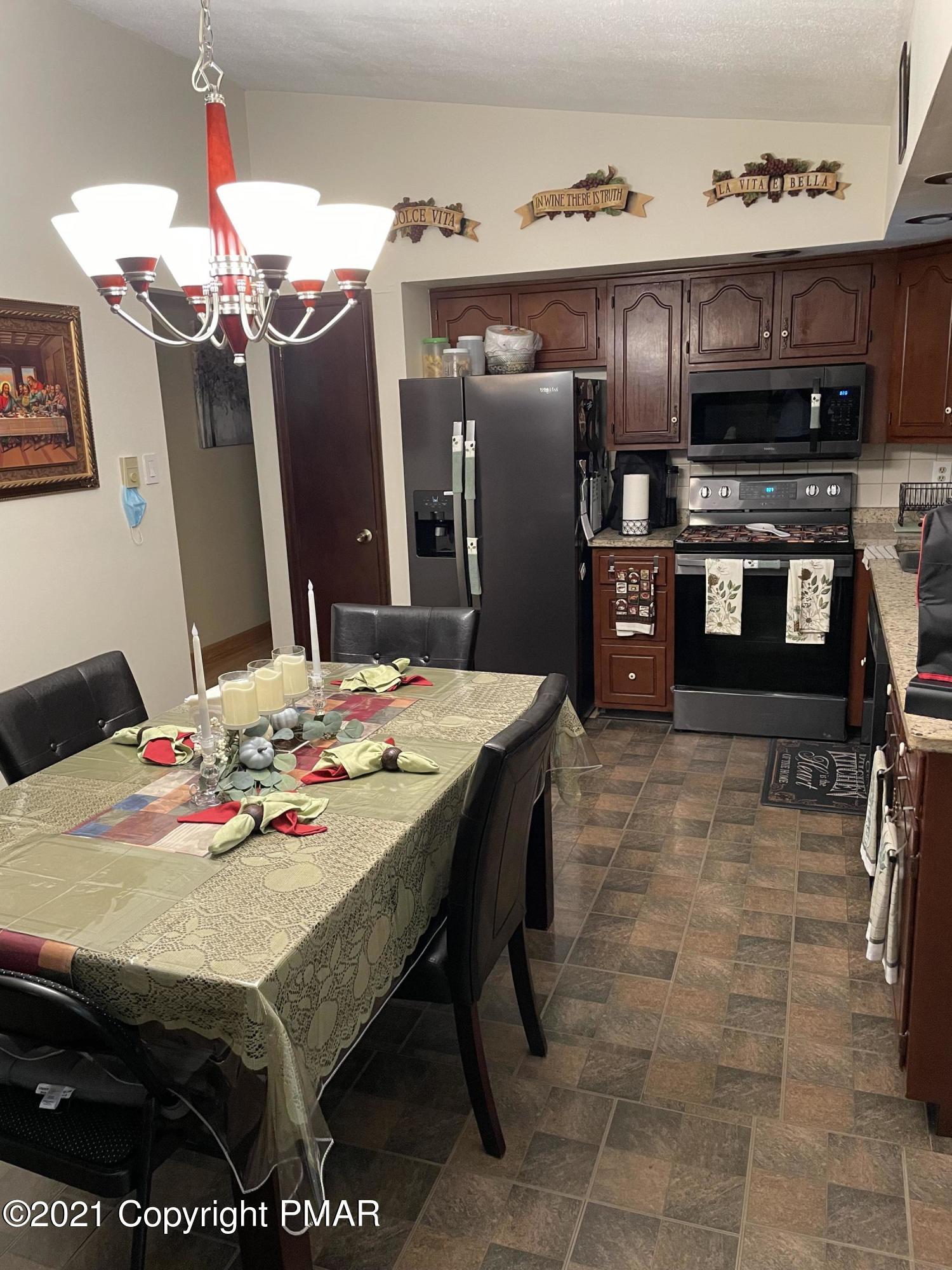 51 Seneca Road Mount Pocono, PA 18344 - Photo 14 of 34 IMG_4297 5-2