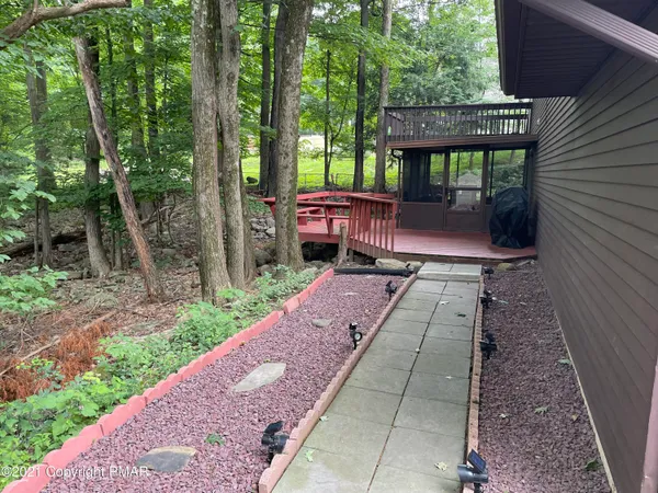 $2,500 | 51 Seneca Road, Mount Pocono, PA 18344