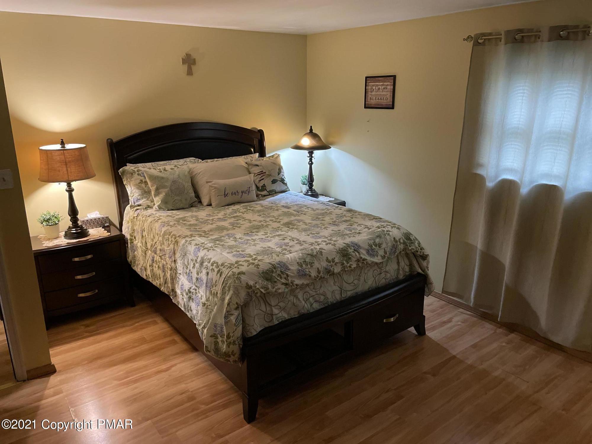 51 Seneca Road Mount Pocono, PA 18344 - Photo 7 of 34 IMG_4262 5-3