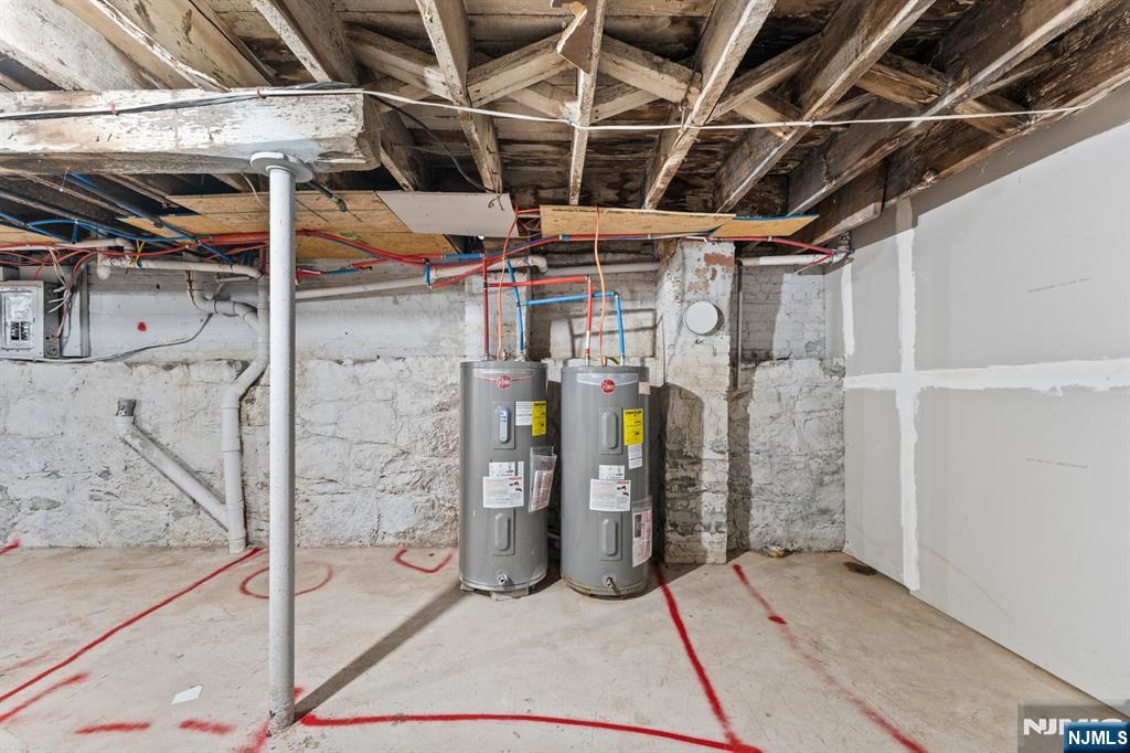 101 Lafayette Street Paterson, NJ 07524 - Photo 23 of 26