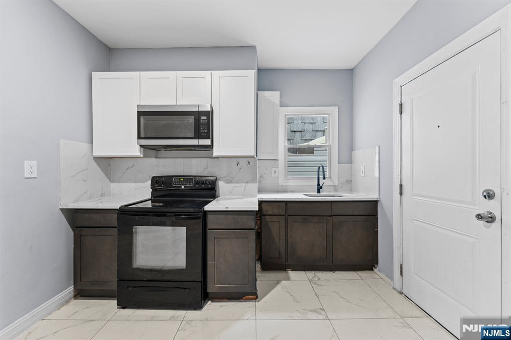 101 Lafayette Street Paterson, NJ 07524 - Photo 10 of 26