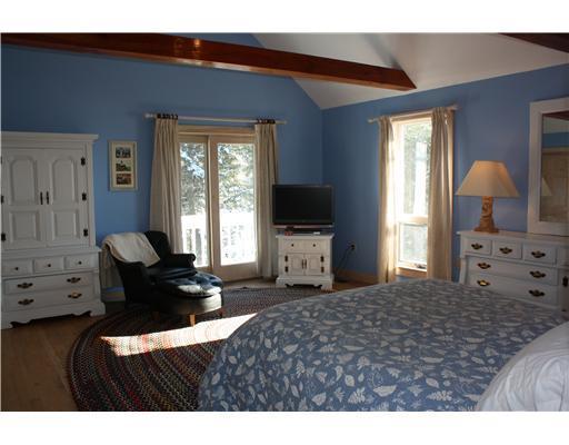 12 Wall Street Boothbay, ME 04544 - Photo 16 of 22 Master Bedroom.
