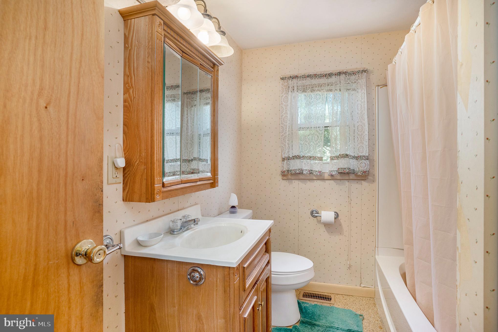 3035 Elm Road Reading, PA 19605 - Photo 14 of 25 Gallery Image 14