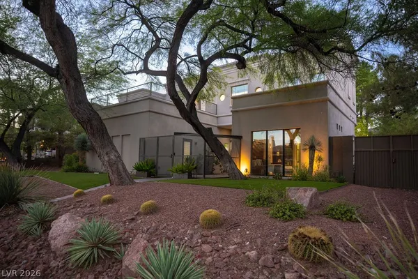 $1,950,000 | 628 Edgebrook Drive, Las Vegas, NV 89145