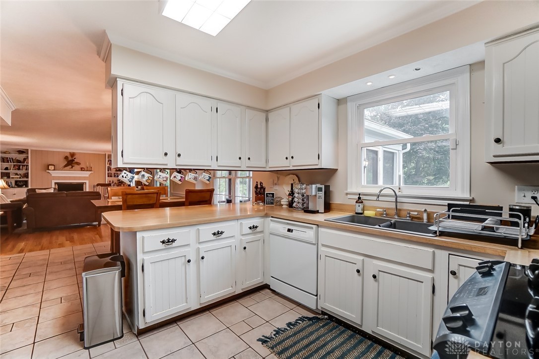10030 Simms Station Road Dayton, OH 45458 - Photo 21 of 55 Gallery Image 21