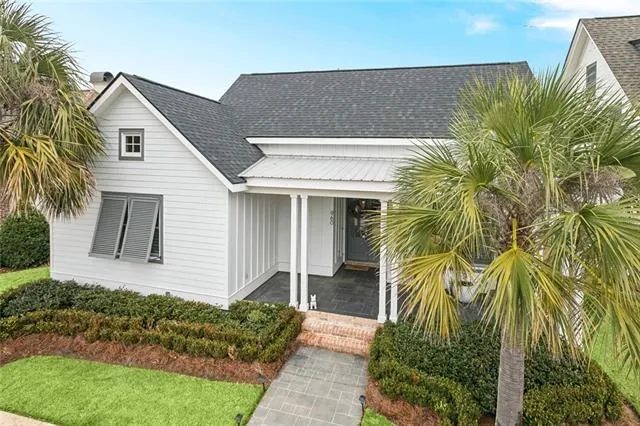$585,000 | 960 Beauregard Parkway, Covington, LA 70433