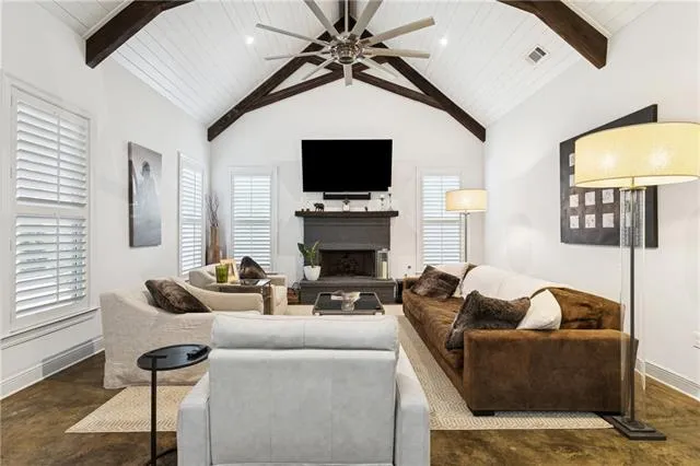 $585,000 | 960 Beauregard Parkway, Covington, LA 70433