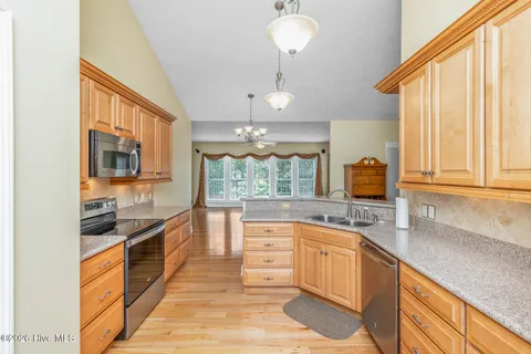 $615,000 | 940 Diamondhead Drive South, Pinehurst, NC 28374