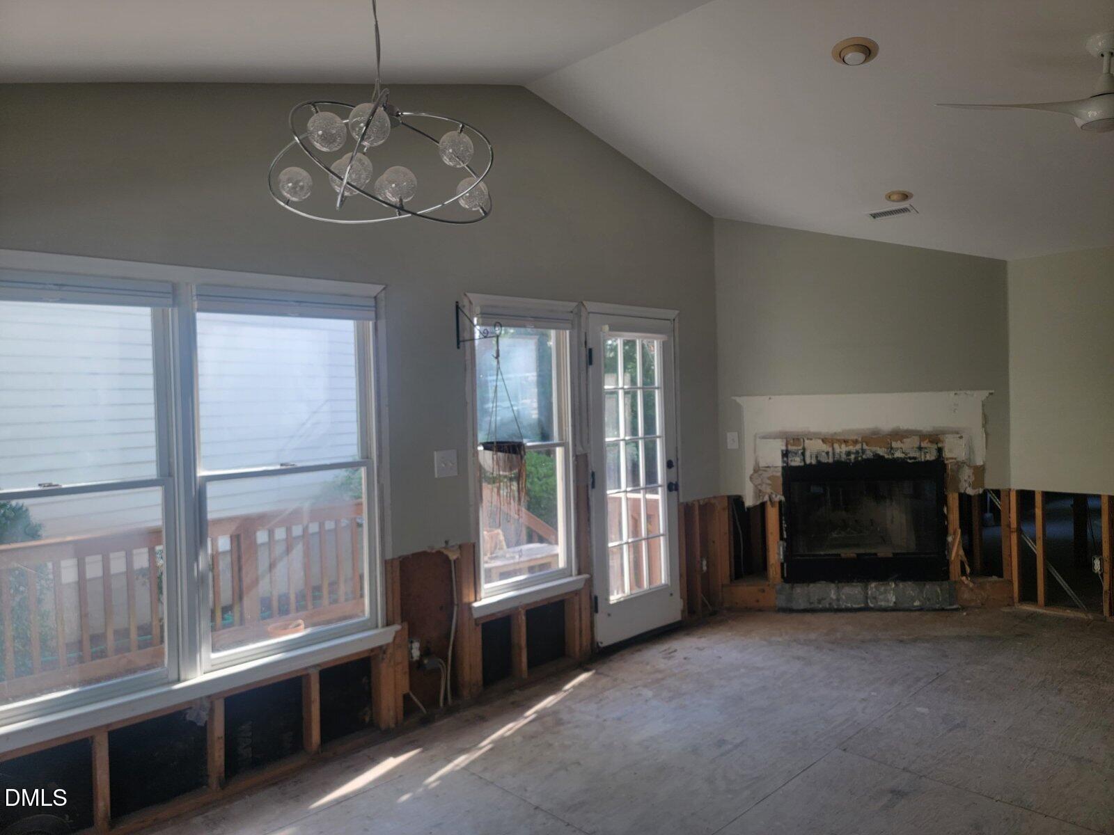 115 Weatherhill Point Carrboro, NC 27510 - Photo 6 of 22 11