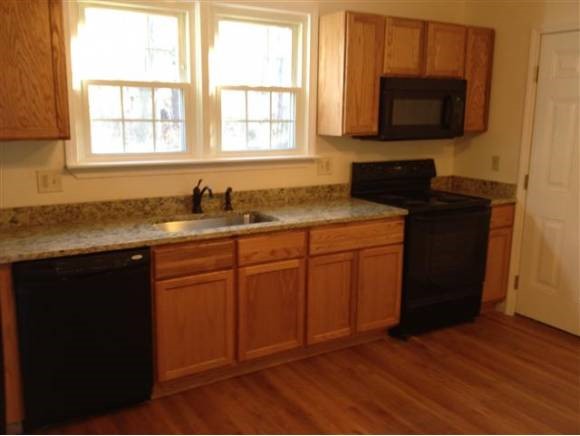 10 Coleridge Road Nashua, NH 03062 - Photo 1 of 1