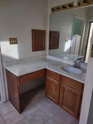 $2,200 | 3508 Alexandria Drive, Arlington, TX 76015