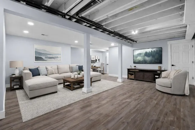 $320,000 | 2919 West Kalamo Highway, Charlotte, MI 48813