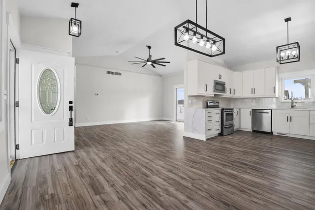 $320,000 | 2919 West Kalamo Highway, Charlotte, MI 48813