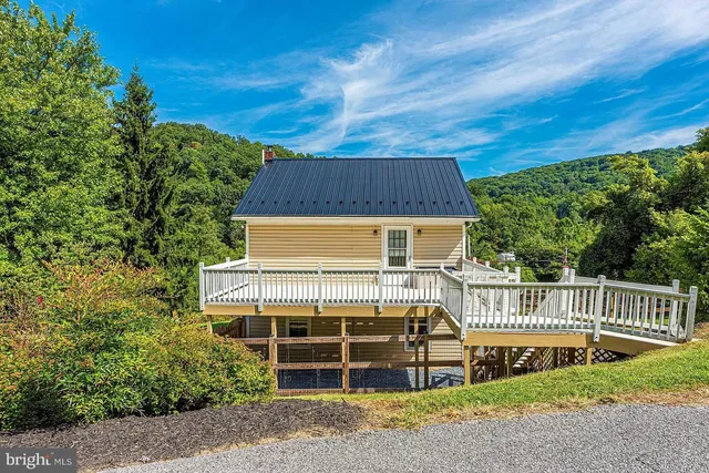 $265,000 | 6234 Old National Pike, Boonsboro, MD 21713