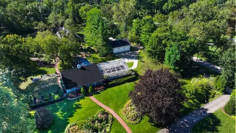 $2,250,000 | Undisclosed Address, North Barrington, IL 60010