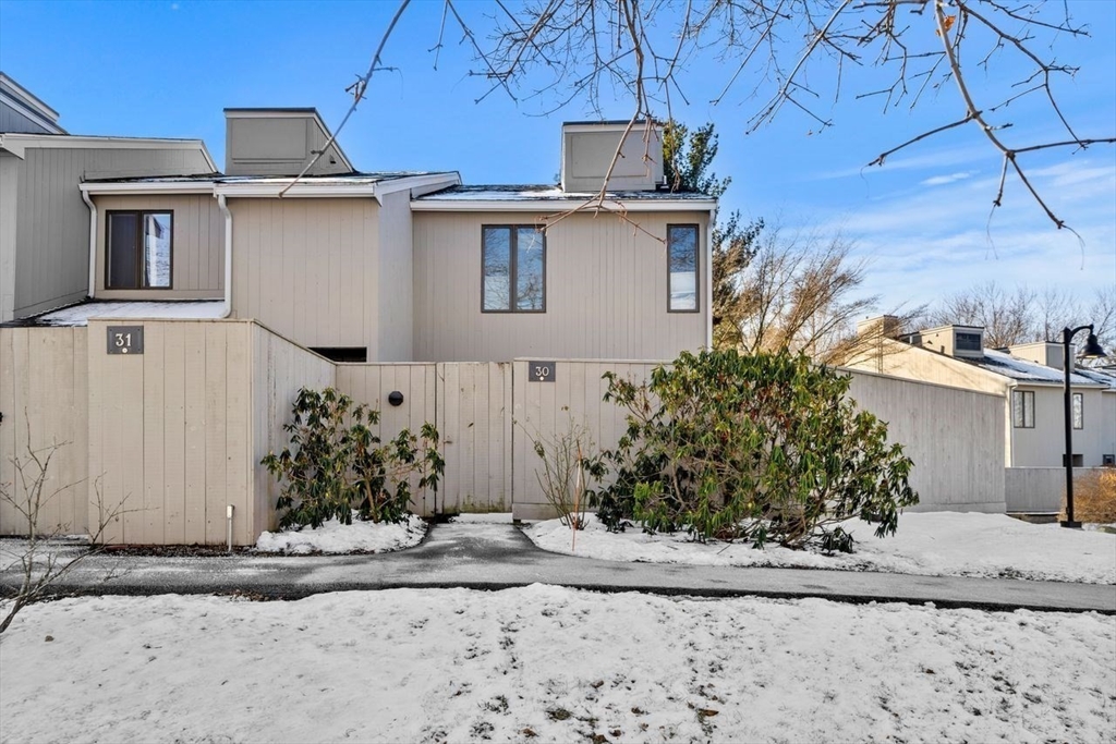 30 Mill Pond, Unit 30 North Andover, MA 01845 - Photo 2 of 42