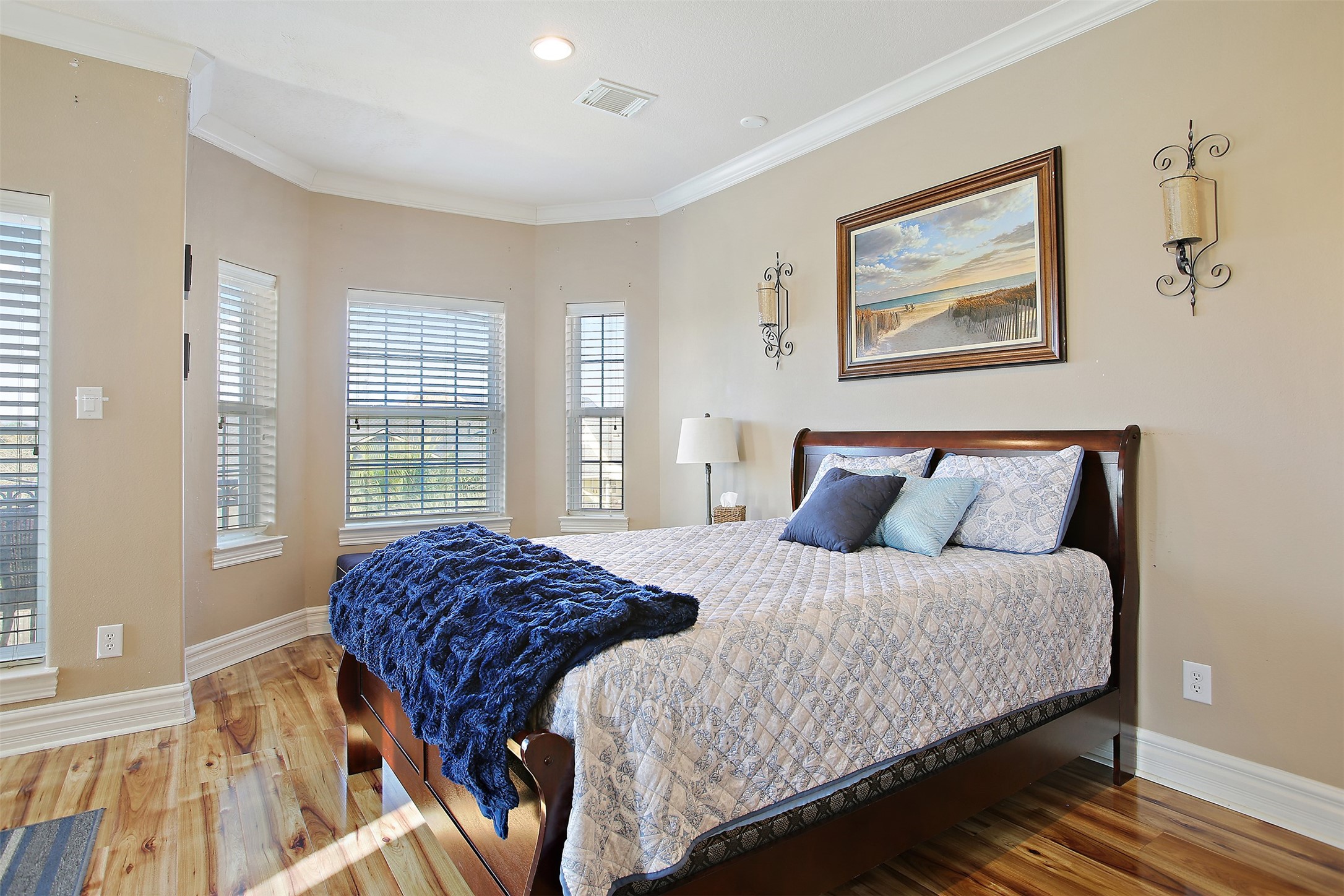 612 8th Street Kemah, TX 77565 - Photo 10 of 20 a bedroom with double bed and a window